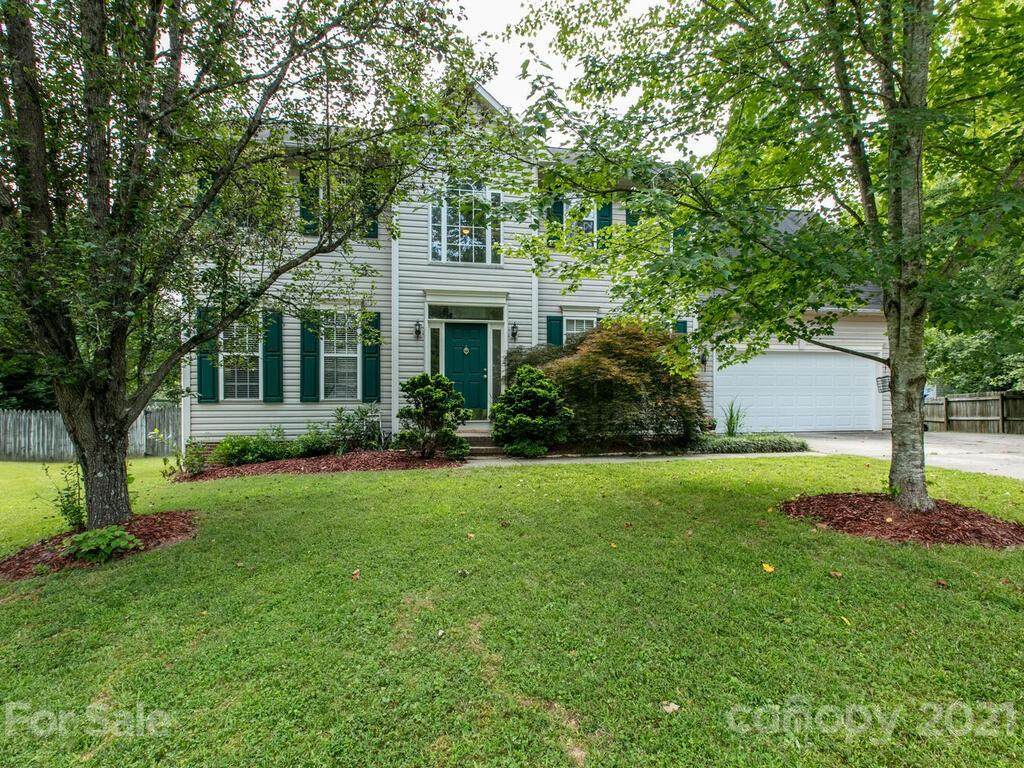 66 Whispering Oak Court - Photo 1
