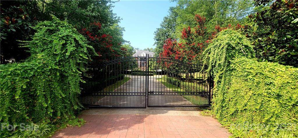 3007 Fowler Secrest Road - Photo 1