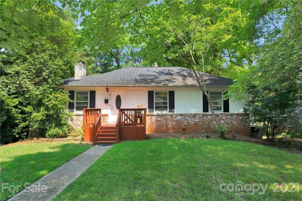 1413 Claridge Lane - Photo 1