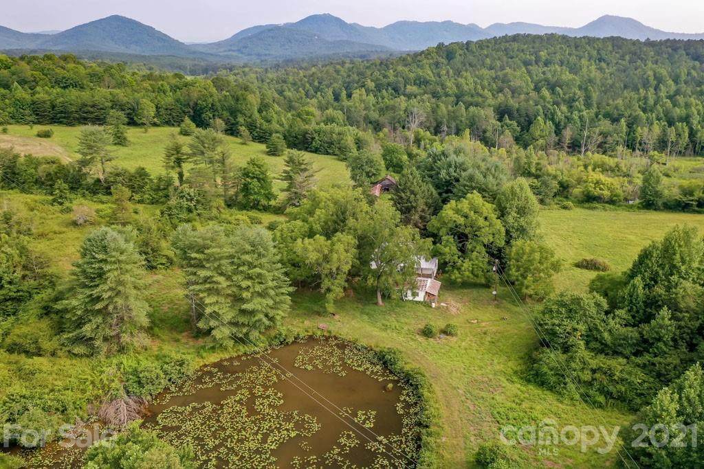 314 Goldfinch Drive - Photo 1