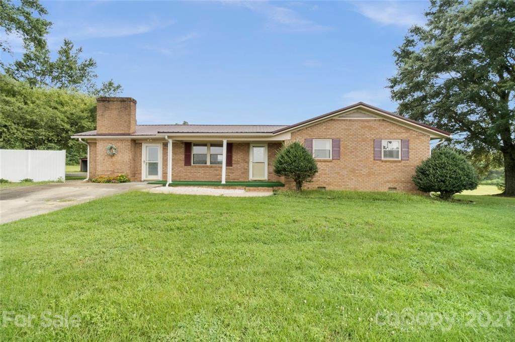 1316 Drumstand Road - Photo 1