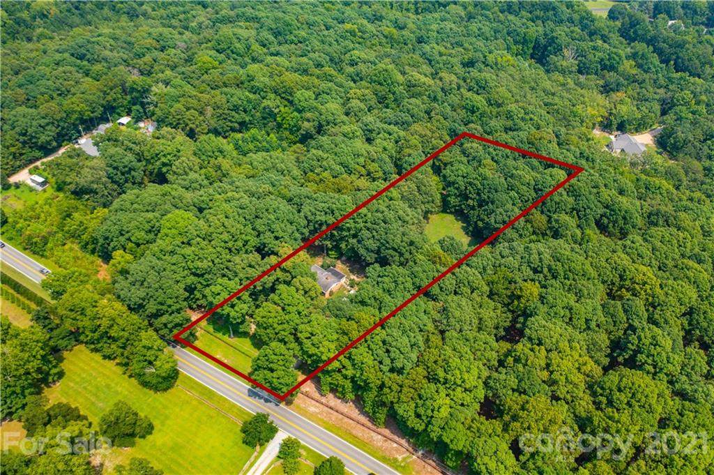 10515 New Town Road - Photo 1