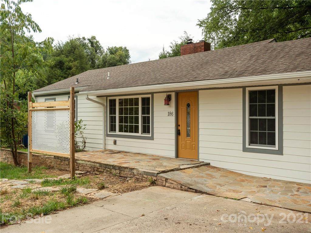 186 Aurora Drive - Photo 1