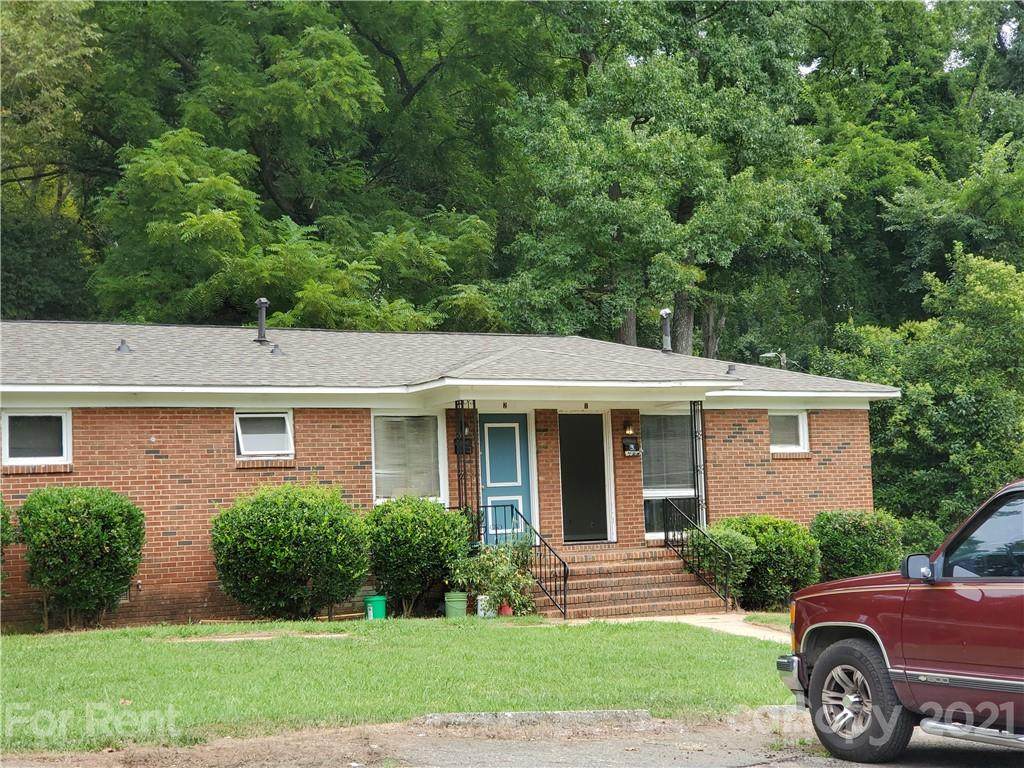 3834 Tuckaseegee Road - Photo 1