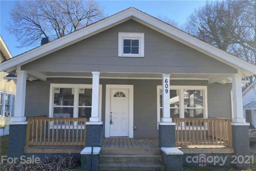 609 Garrison Boulevard - Photo 1