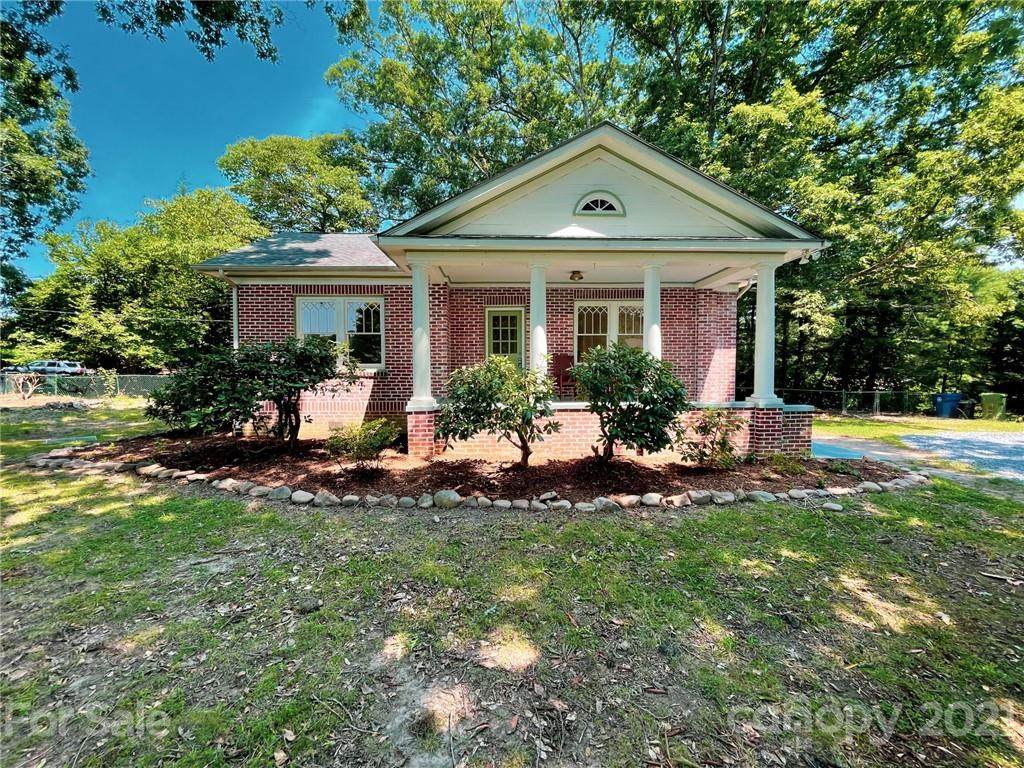 186 Onteora Boulevard - Photo 1