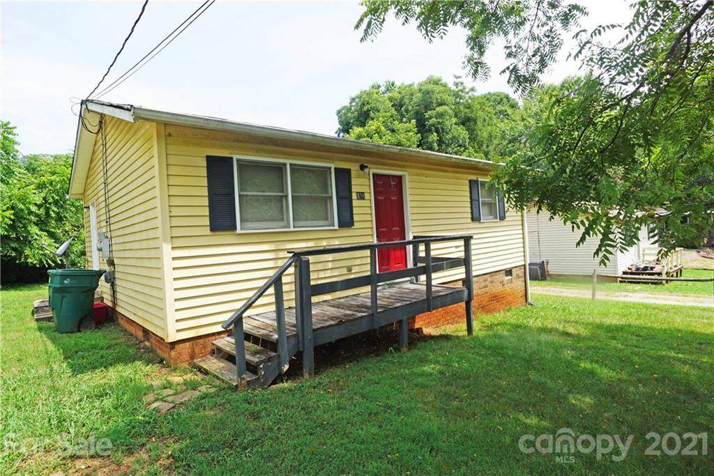 418 11th Street - Photo 1
