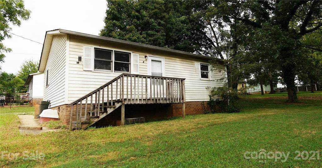 408 11th Street - Photo 1
