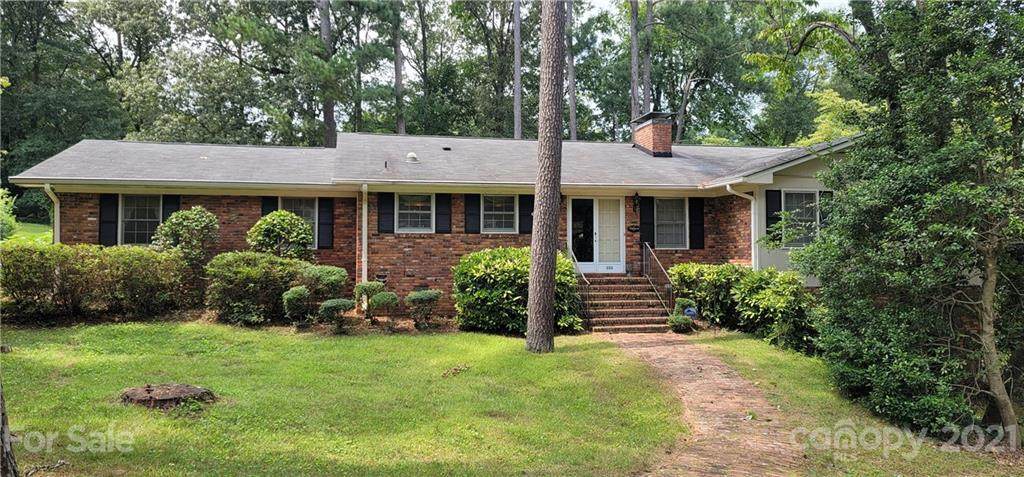 111 Brookwood Drive - Photo 1