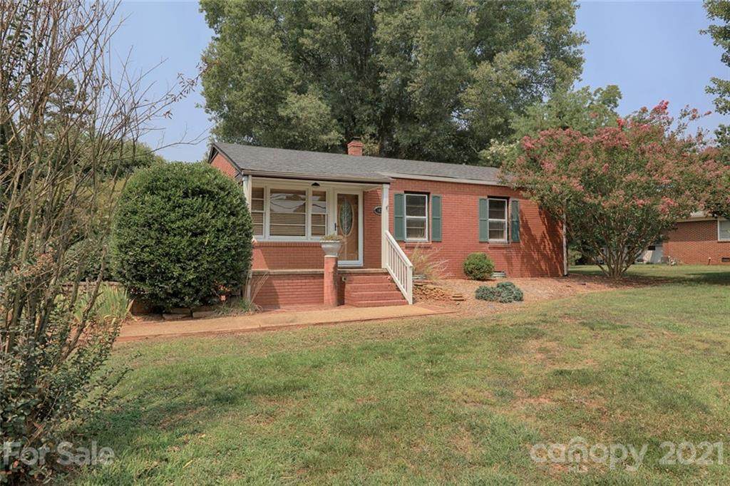 1410 Shearers Road - Photo 1