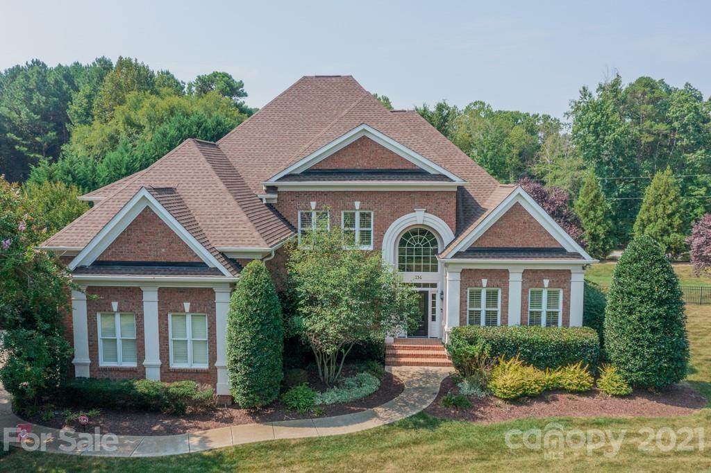 136 Brockton Lane - Photo 1