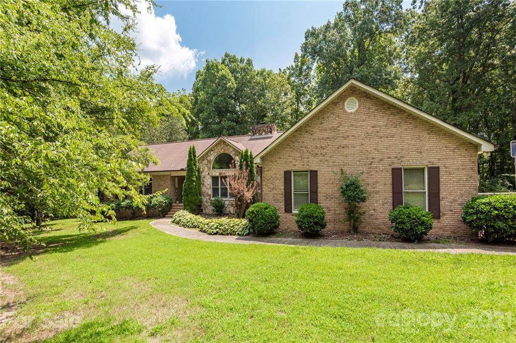 5200 Sapp Road - Photo 1