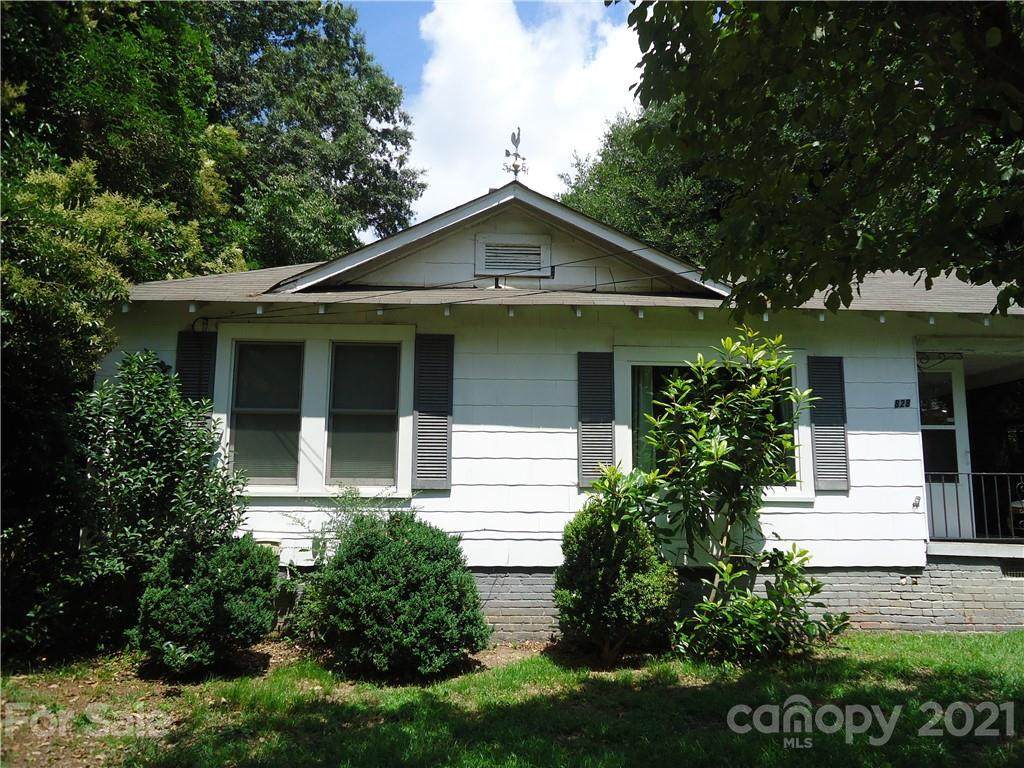 828 Richard Avenue - Photo 1