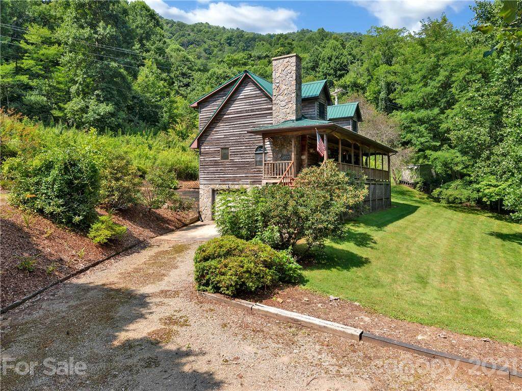 1654 Pisgah Creek Road - Photo 1