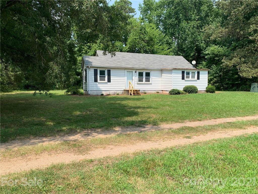 15810 Old Statesville Road - Photo 1