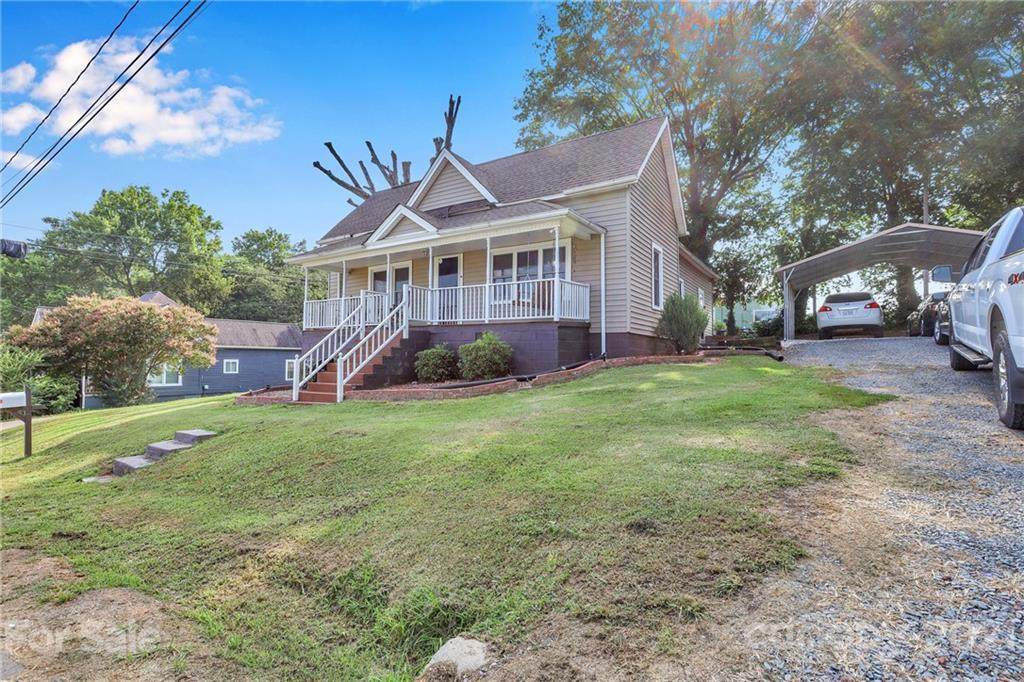 703 Hill Street - Photo 1