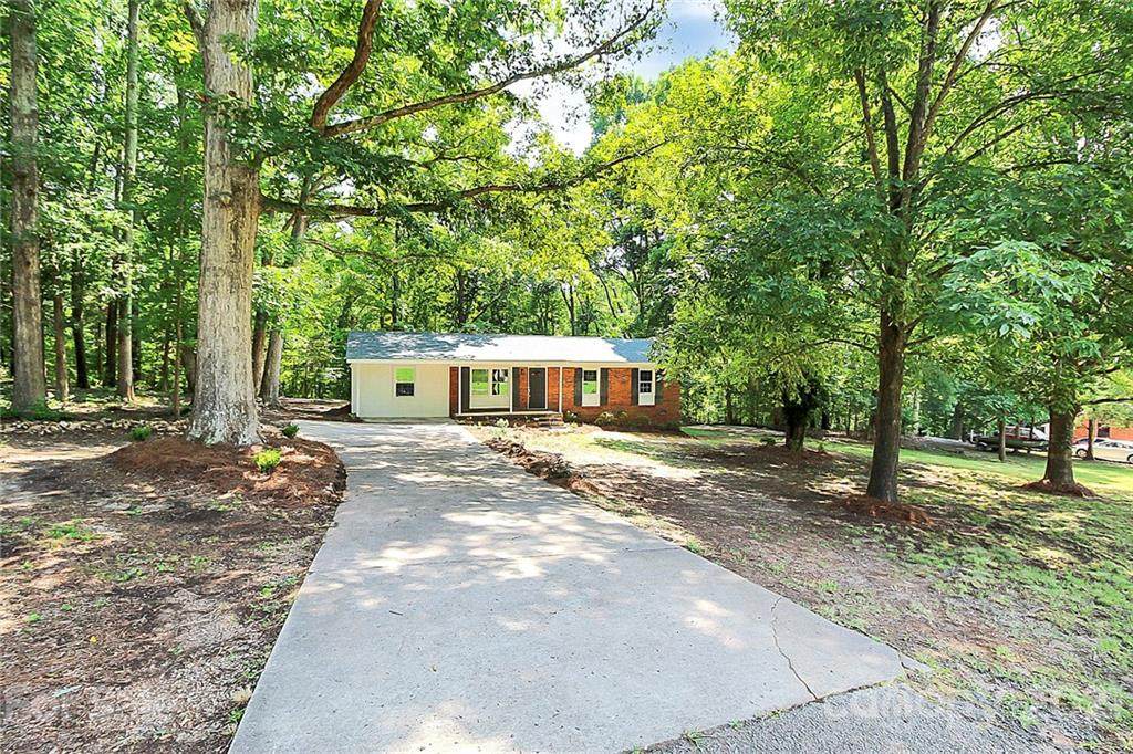 2169 Dover Lane - Photo 1
