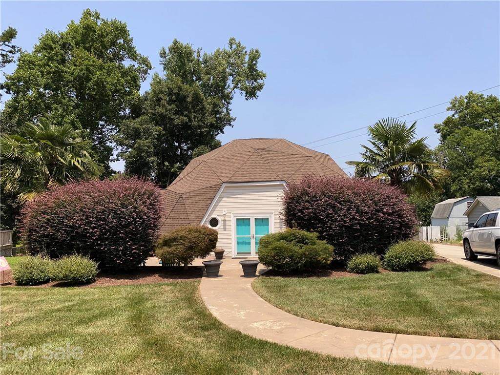 7977 Lucky Creek Lane - Photo 1
