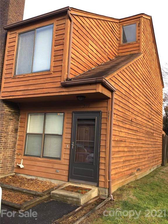 2340 Brookview Court - Photo 1