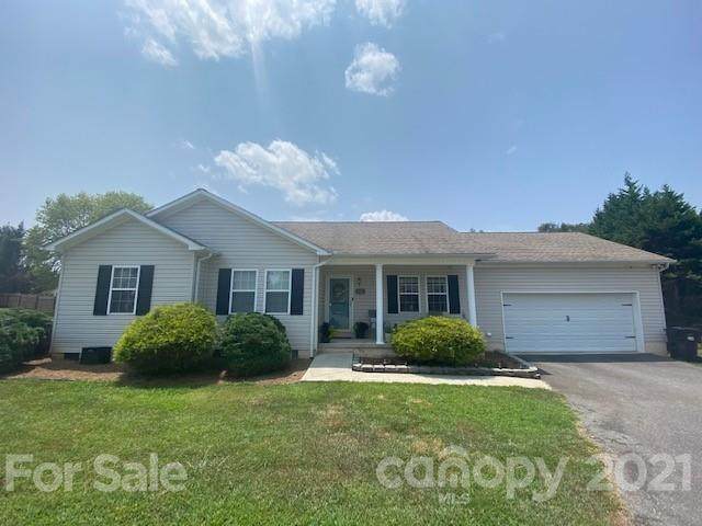 375 Center Street - Photo 1
