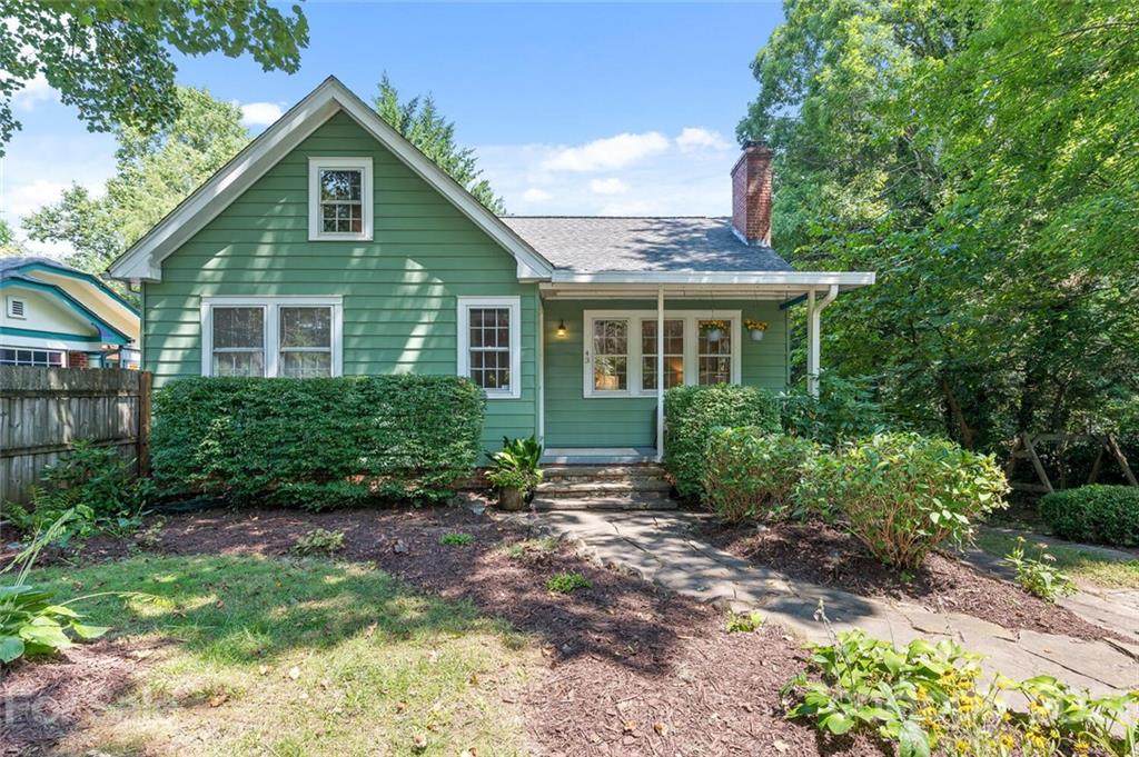 43 Lucerne Avenue - Photo 1
