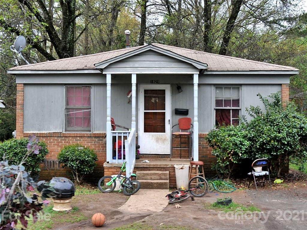 1829 Taylor Avenue - Photo 1