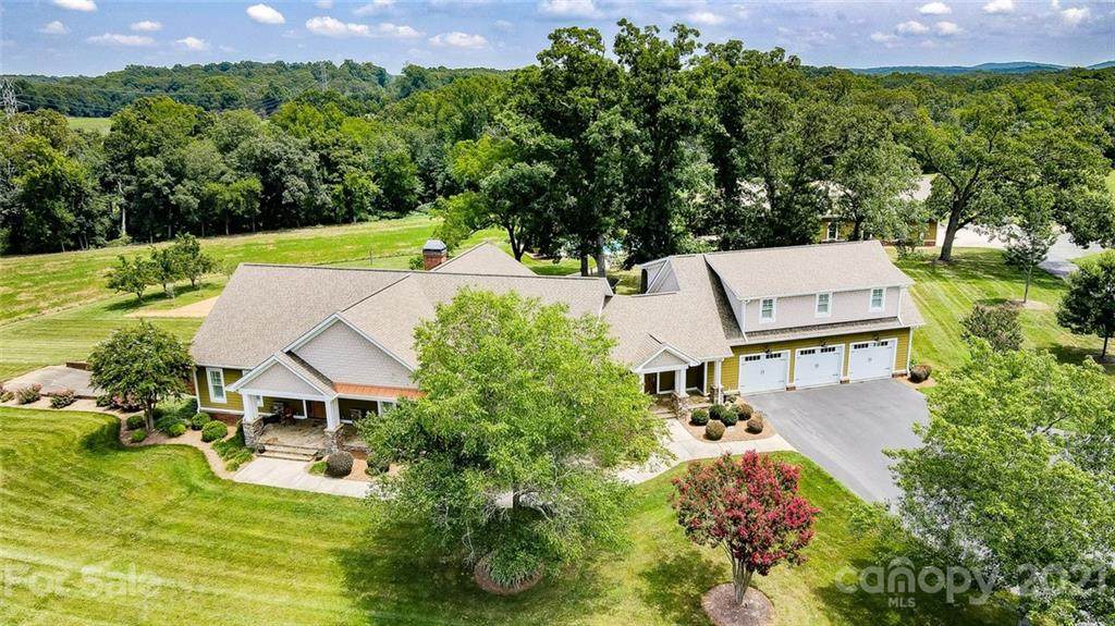 32408 Laton Road - Photo 1