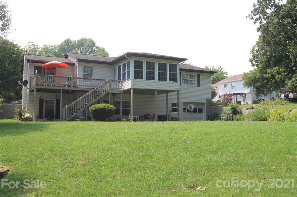 810 Borders Road - Photo 1