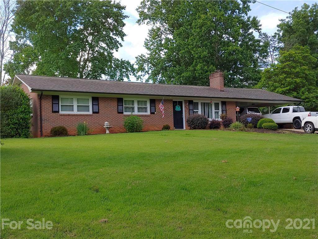 422 Northwood Hills Road - Photo 1