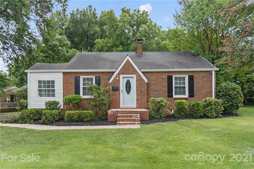 543 Winston Street - Photo 1