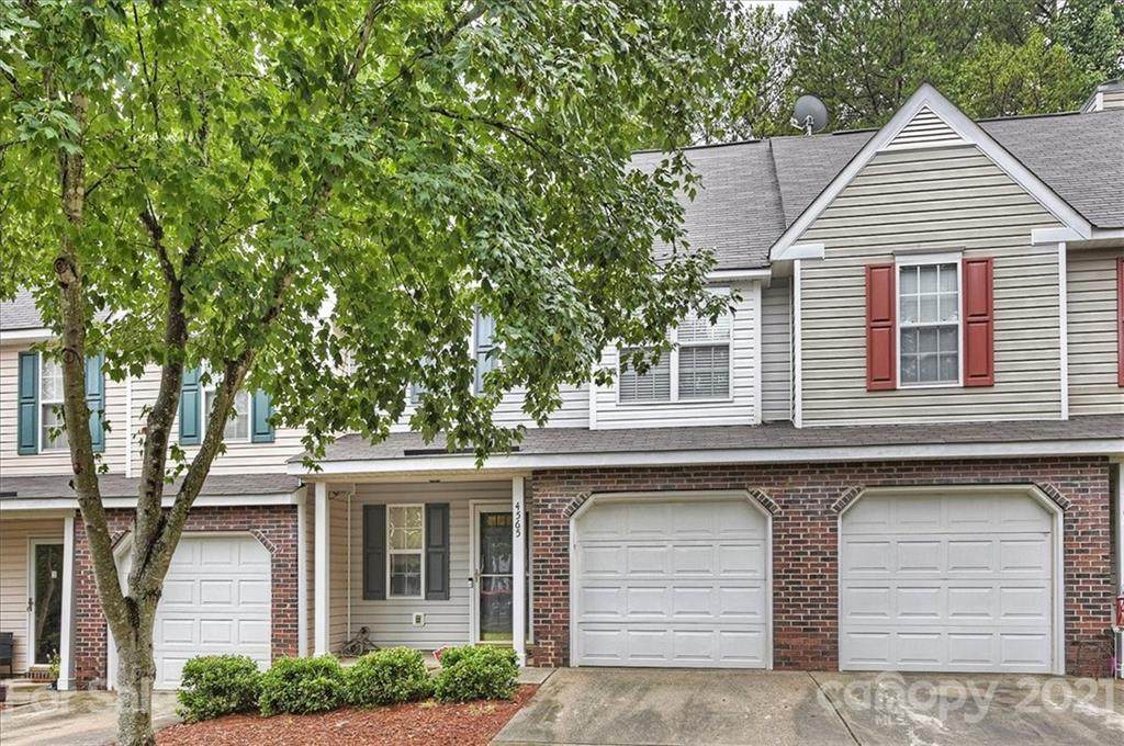 4565 Panther Place - Photo 1