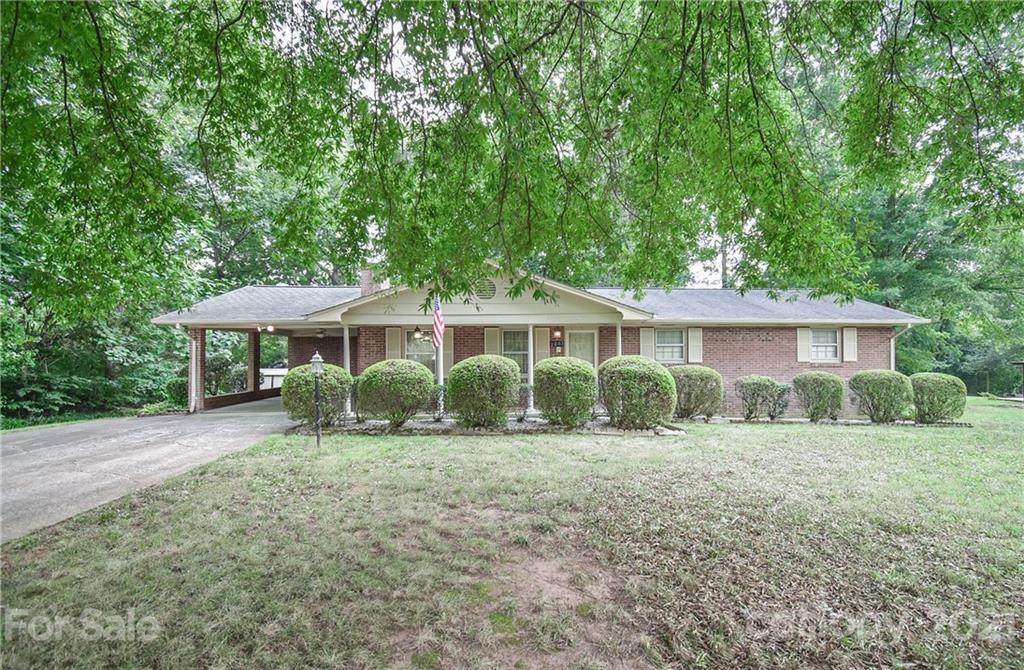 2661 Magnolia Street - Photo 1
