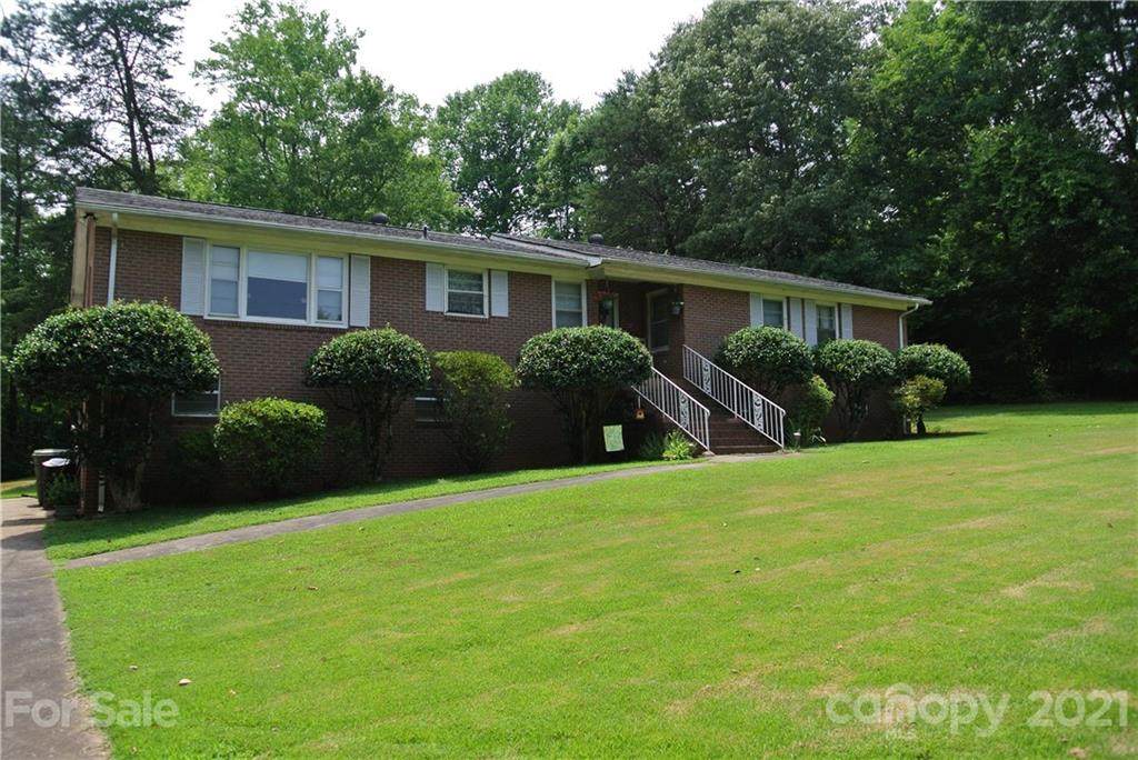 220 Miller Street - Photo 1