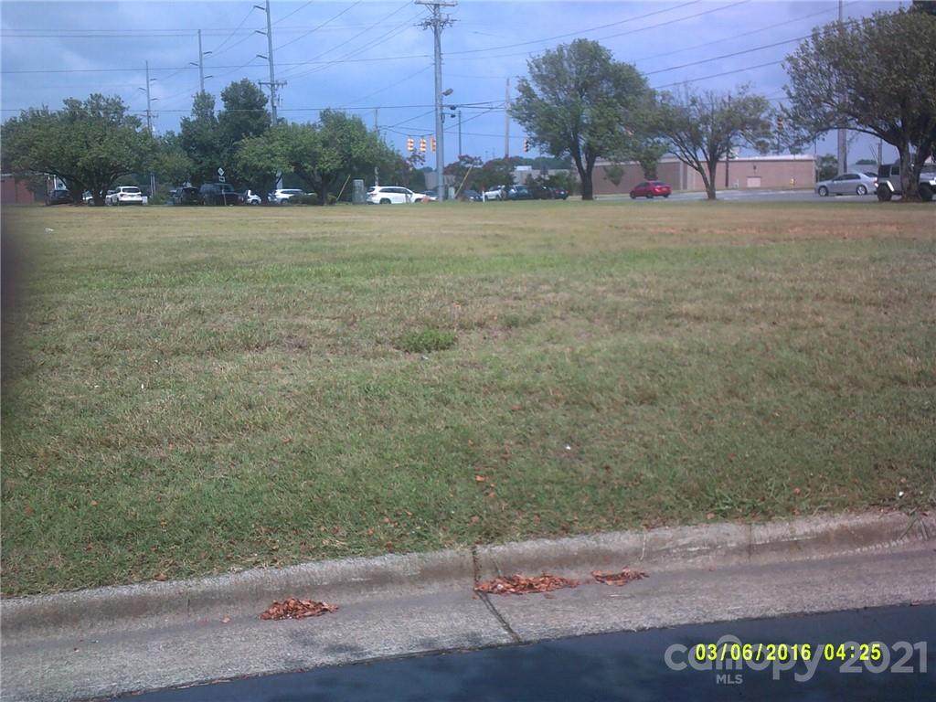 1789 Dickerson Boulevard - Photo 1