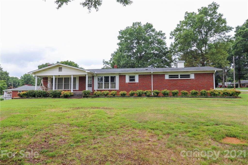 37 Fleetwood Drive - Photo 1