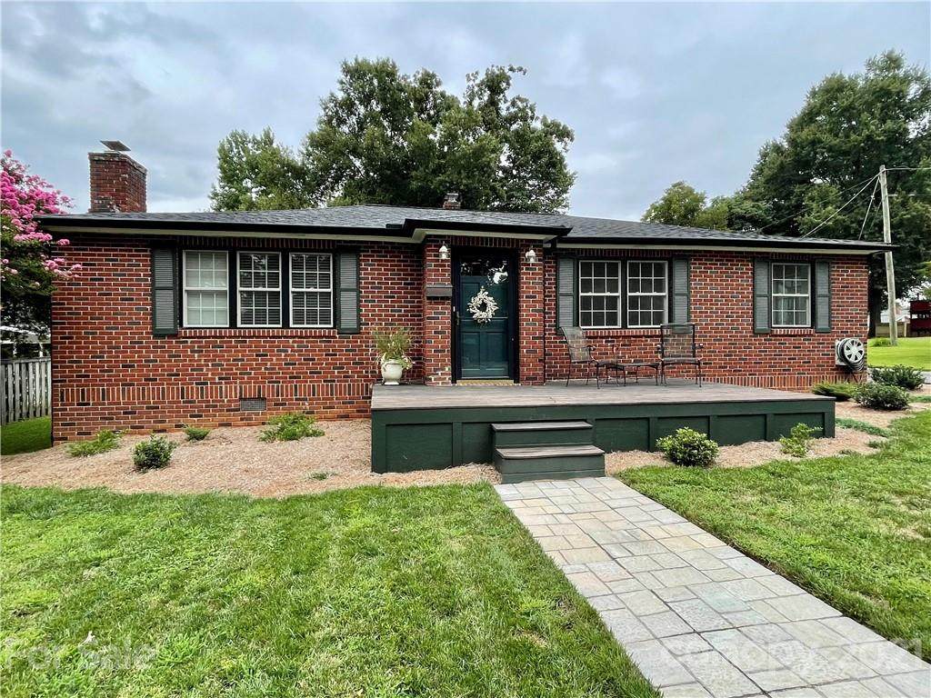 74 Miller Avenue - Photo 1