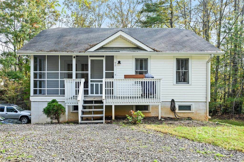 92 Eastview Circle - Photo 1