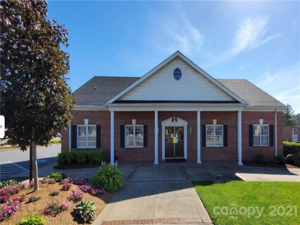 12 Peachtree Street - Photo 1
