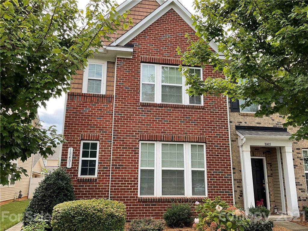18401 The Commons Boulevard - Photo 1