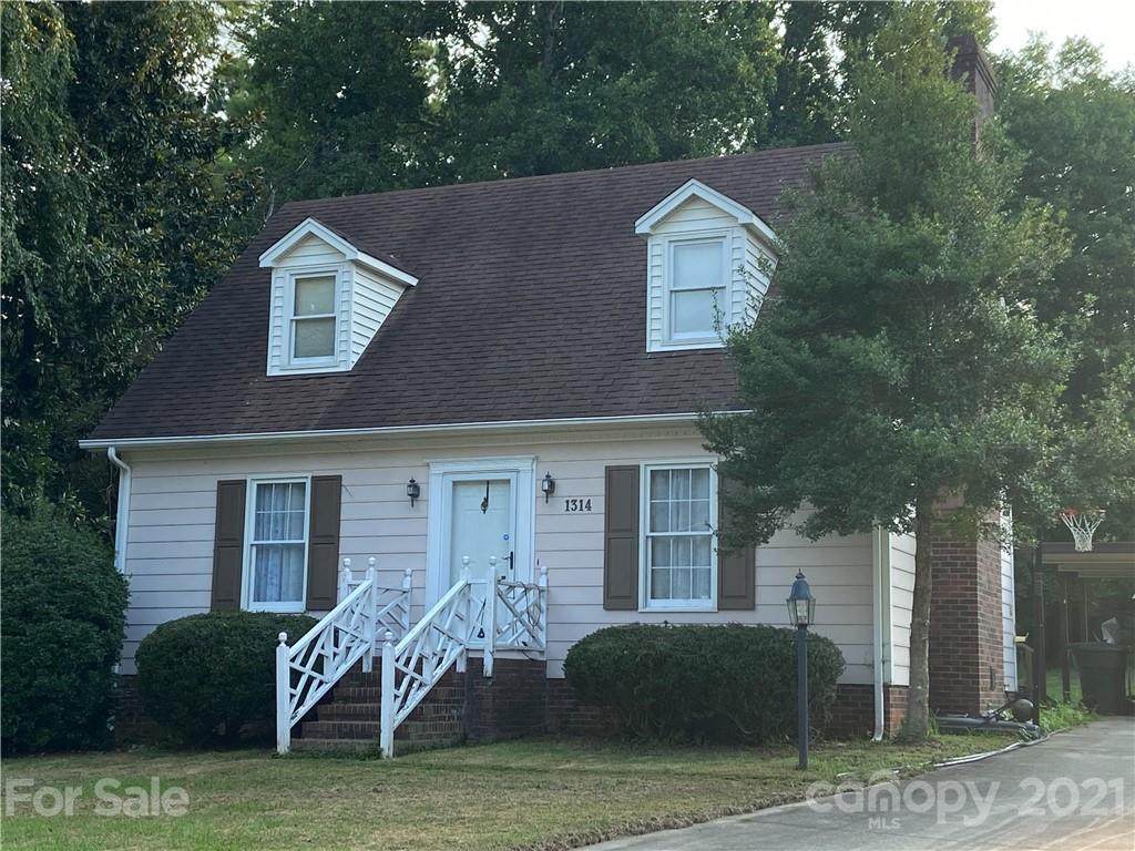 1314 Pepperidge Road - Photo 1
