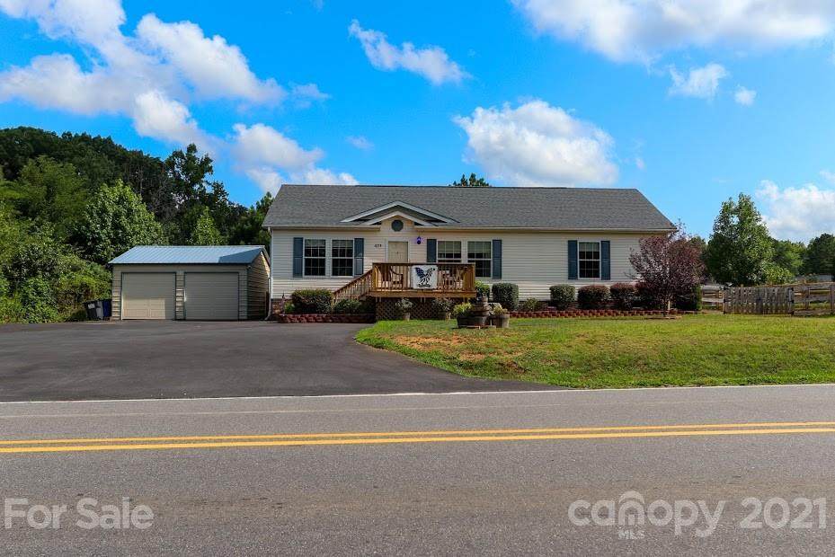 423 Ostwalt Amity Road - Photo 1