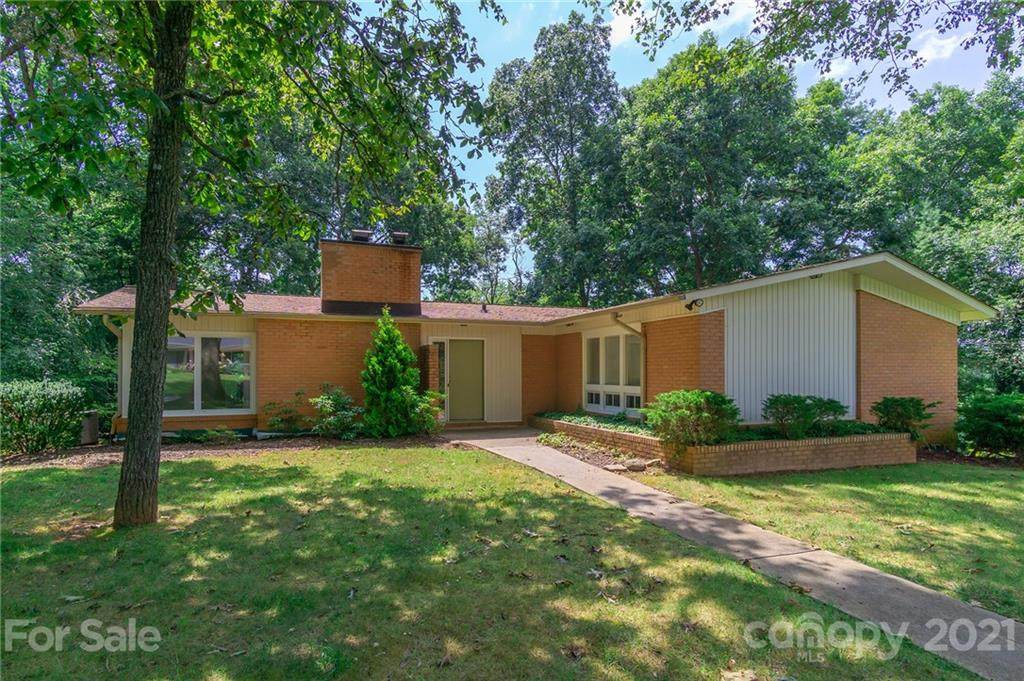 30 Fox Chase Road - Photo 1
