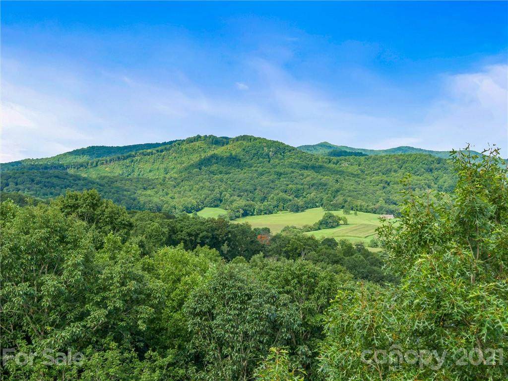 381 Stoneledge Trail - Photo 1