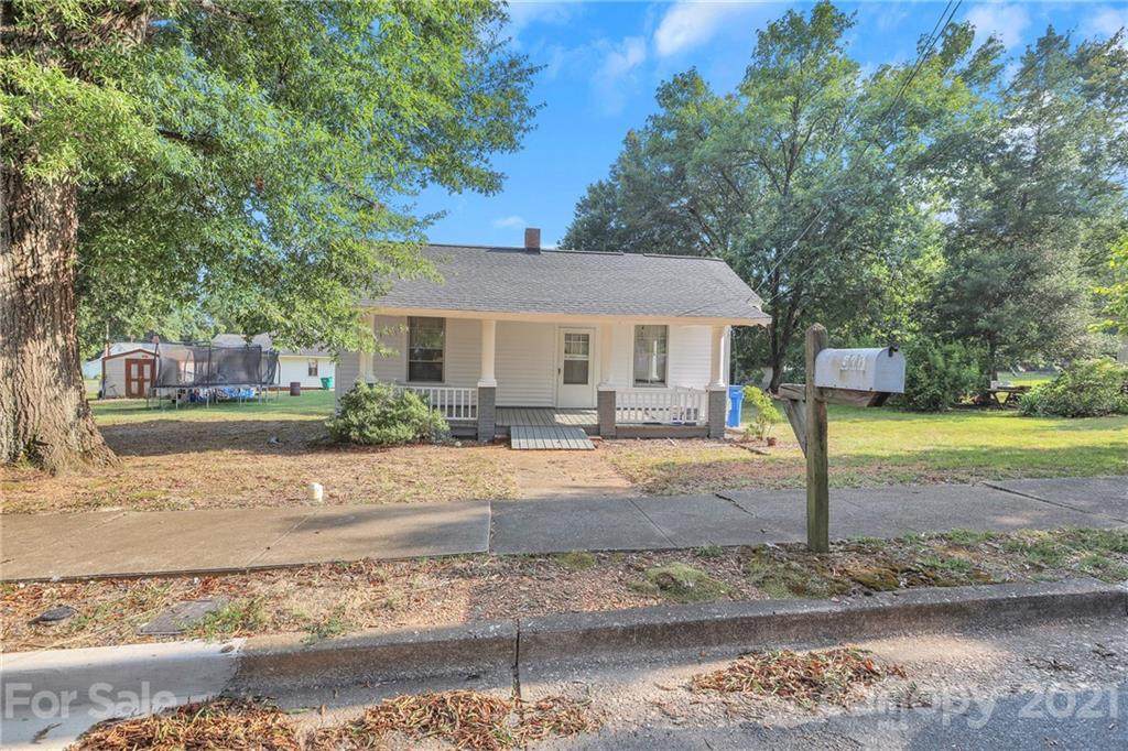 507 Edgemont Street - Photo 1