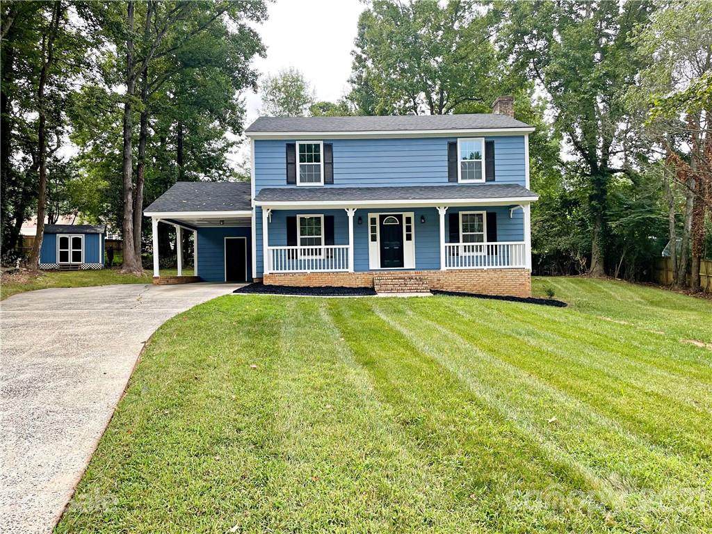 1718 Farm Pond Court - Photo 1