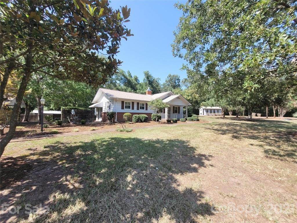 2586 Ansonville Polkton Road - Photo 1