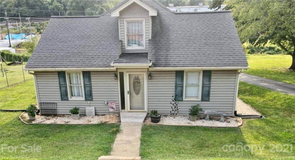 704 Caldwell Avenue - Photo 1