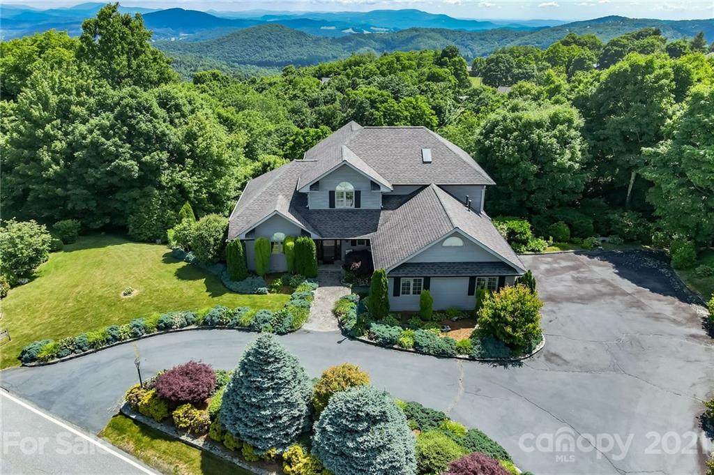 427 Rambling Road - Photo 1