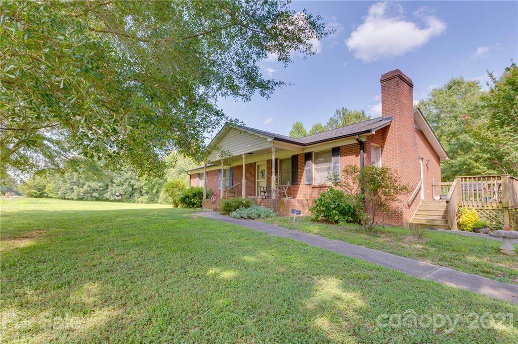 1042 White Jenkins Road - Photo 1