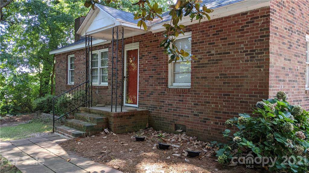526 Melton Street - Photo 1
